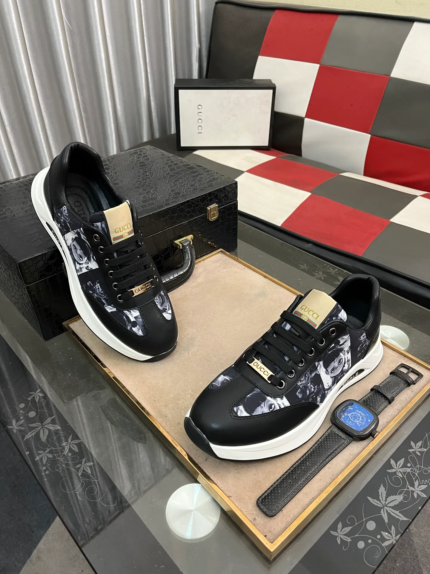 Men's shoes 💰420⌚️⌚️[GUCCI] The latest trendy men's casual shoes, the fabric is made of embossed cowhide imported from Italy, comfortable sheepskin lining + feet, the original outsole is wear-resistant and non-slip, high-level version, exquisite workmanship. Code number: 38-442️⃣Colors available
